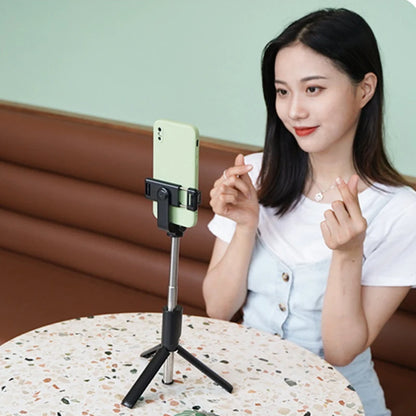 Trépied Perche à Selfie pour Téléphone Portable avec Télécommande Bluetooth et Lumière de Remplissage